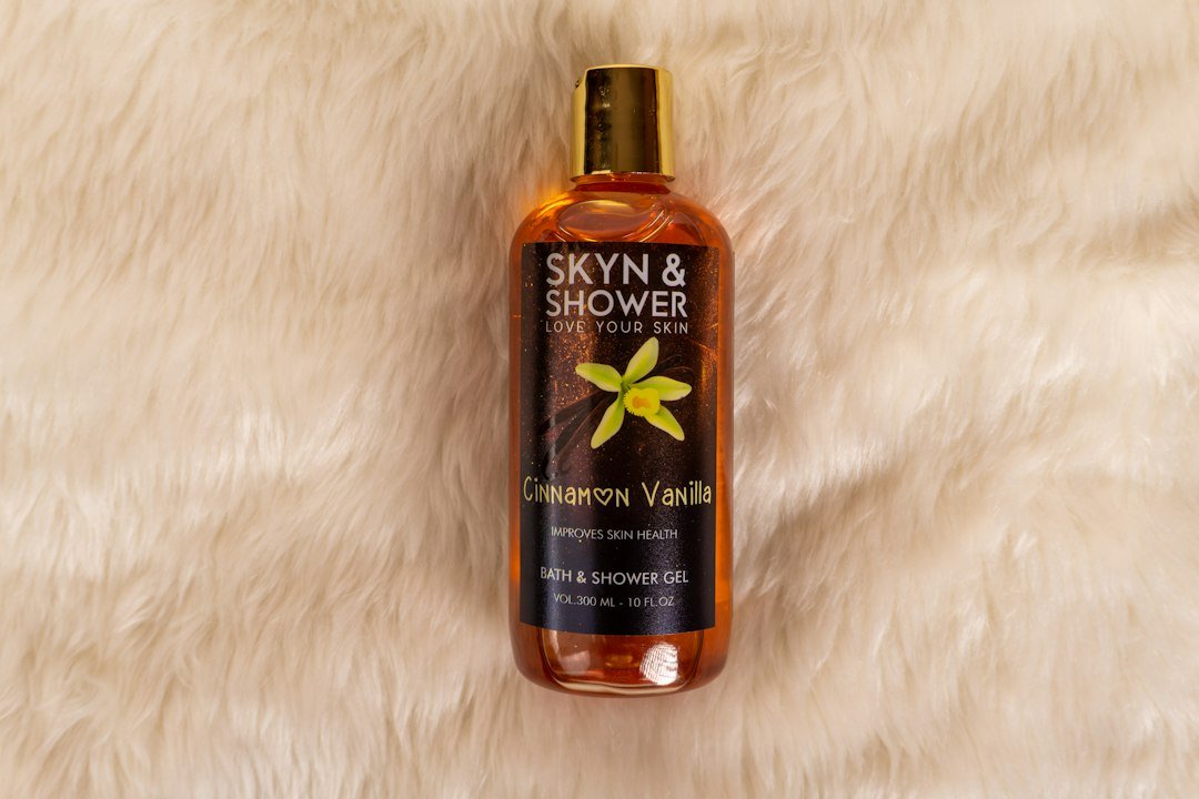 Shower gel and body care for use with an African net sponge
